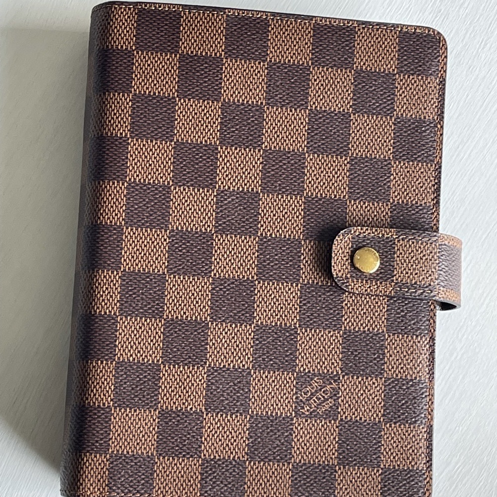 Authentic Louis Vuitton Agenda MM in DE
